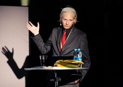 Julian_Assange_20091117_Copenhagen_2